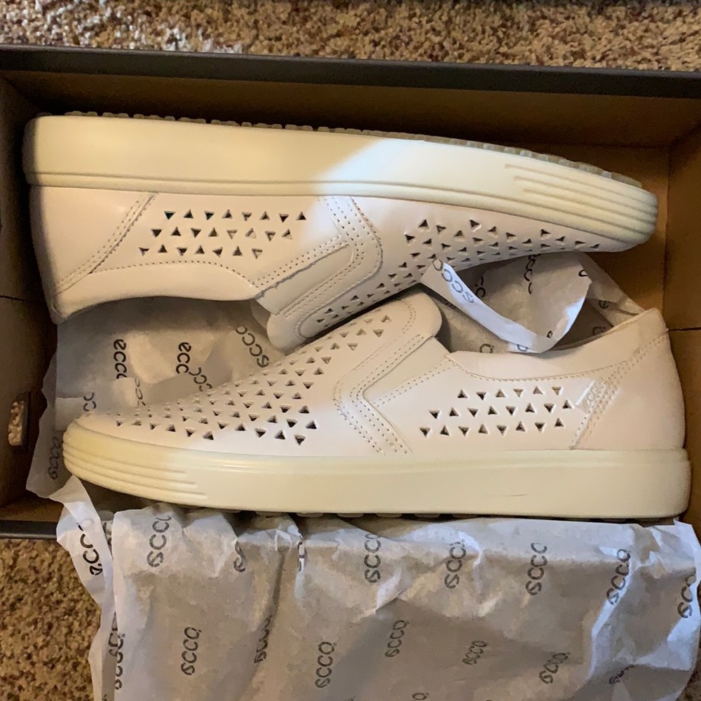 Women’s Ecco Slip on Sneaker